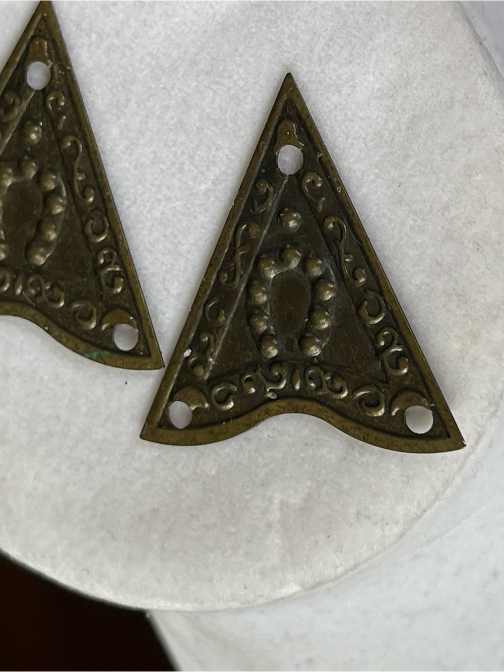 Shirt collar tips. Brass. Western. Vintage.
